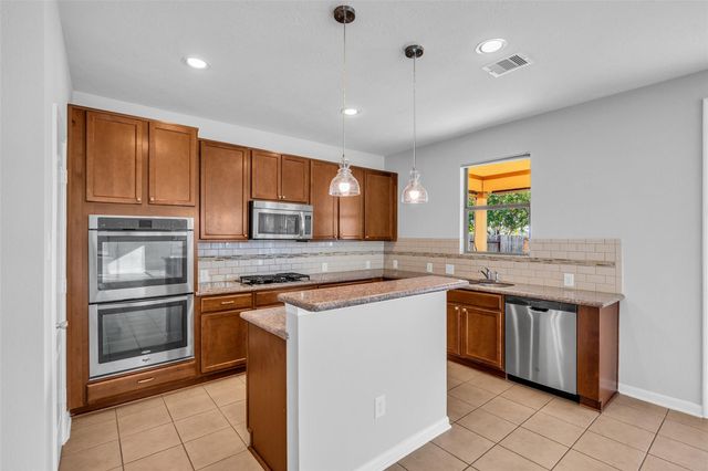 29488 Salem Fields Drive, Spring, TX 77386