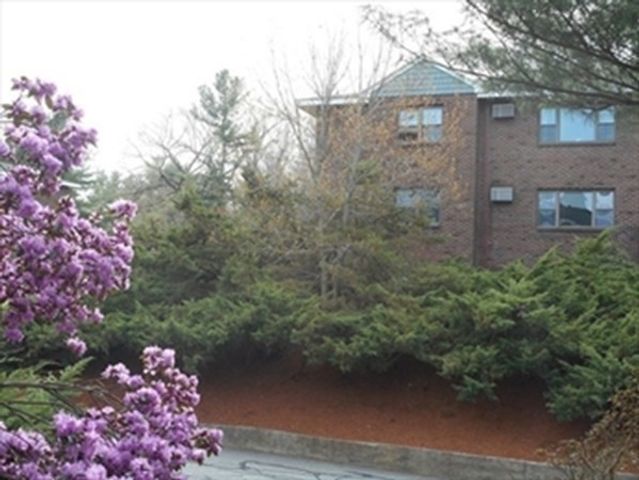 24 Spencer Rd 36 N, Boxborough, MA 01719