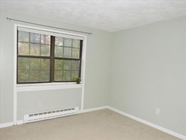 24 Spencer Rd 36 N, Boxborough, MA 01719