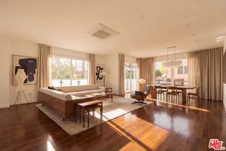 928 N Croft Avenue 201, Los Angeles, CA 90069