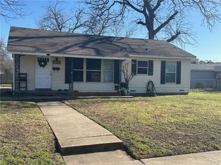 3620 Maple Avenue, Waco, TX 76707