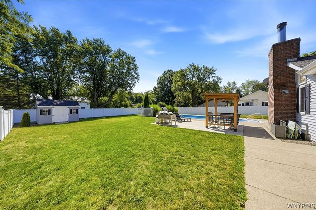 4611 Shisler Road, Clarence, NY 14031