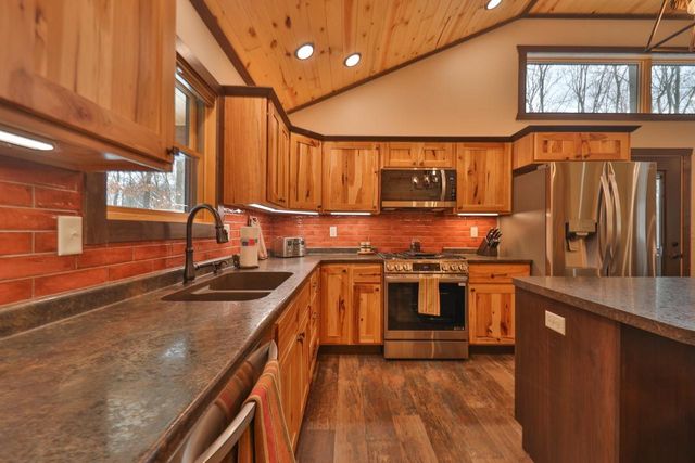 W9110 Wildwood Road, Willard, WI 54493