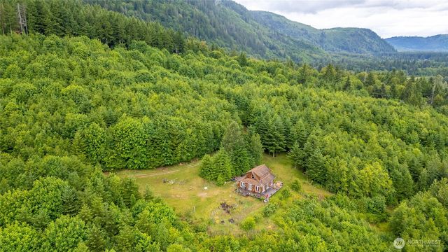 7603 Wheeler Road, Maple Falls, WA 98266