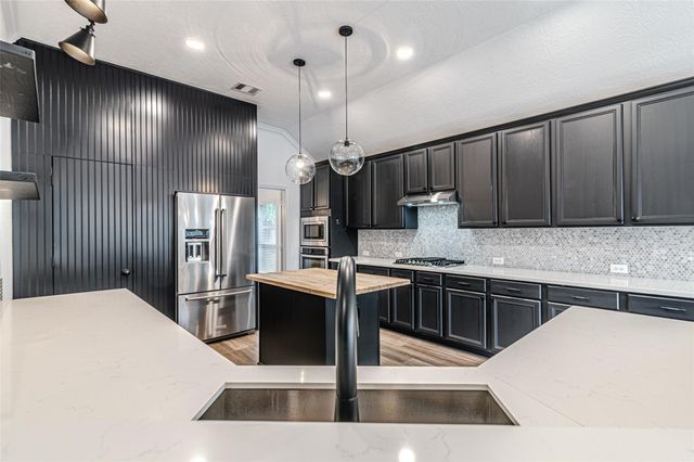 26823 Temple Park Lane, Cypress, TX 77433