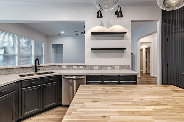 26823 Temple Park Lane, Cypress, TX 77433