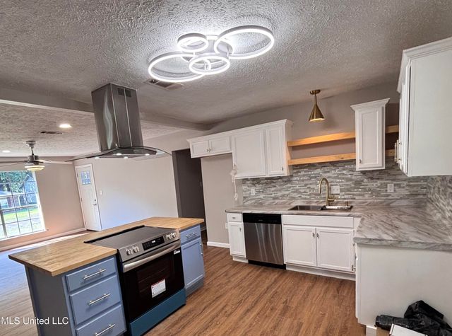 248 Ramada Circle, Jackson, MS 39212