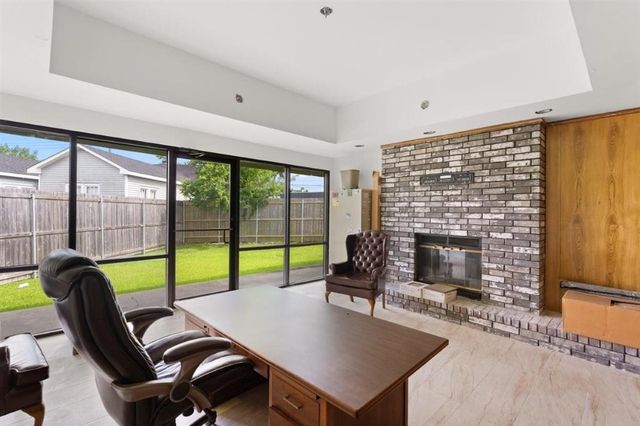 1531 Hodges Street, Lake Charles, LA 70601