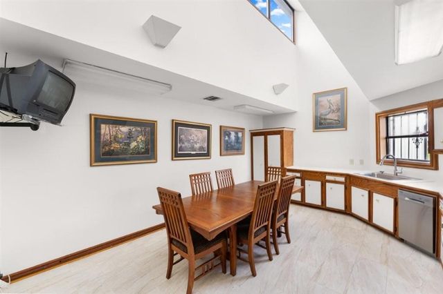 1531 Hodges Street, Lake Charles, LA 70601