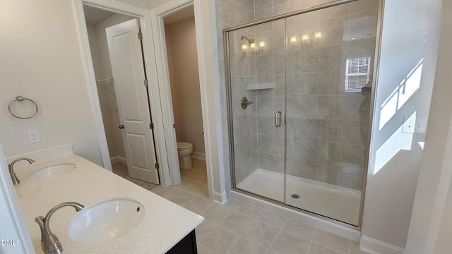 831 Amley Place, Apex, NC 27523