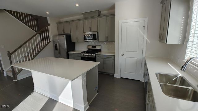 831 Amley Place, Apex, NC 27523