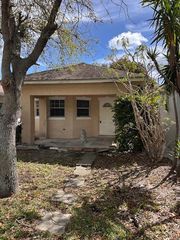 518 S E Street, Lake Worth Beach, FL 33460