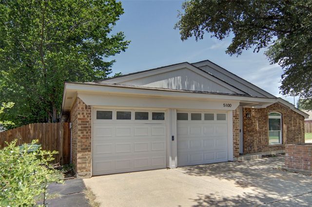 5100 Hawkins Cemetery Road, Arlington, TX 76017