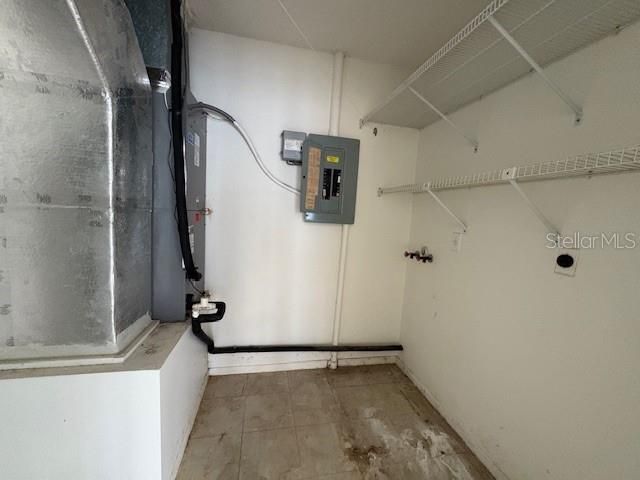 4625 OAK HILL TERRACE 31, Sarasota, FL 34232