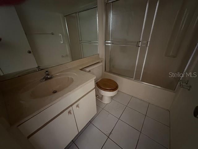 4625 OAK HILL TERRACE 31, Sarasota, FL 34232