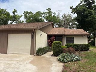 4625 OAK HILL TERRACE 31, Sarasota, FL 34232