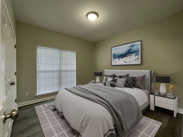 545 Red Fox Dr, Burns, TN 37029