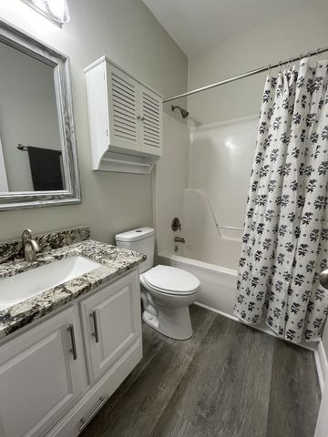 545 Red Fox Dr, Burns, TN 37029