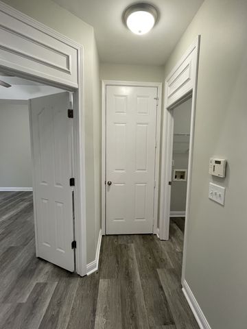 545 Red Fox Dr, Burns, TN 37029