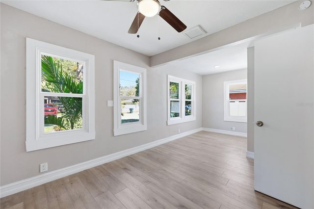 727 16TH AVENUE NW, Largo, FL 33770