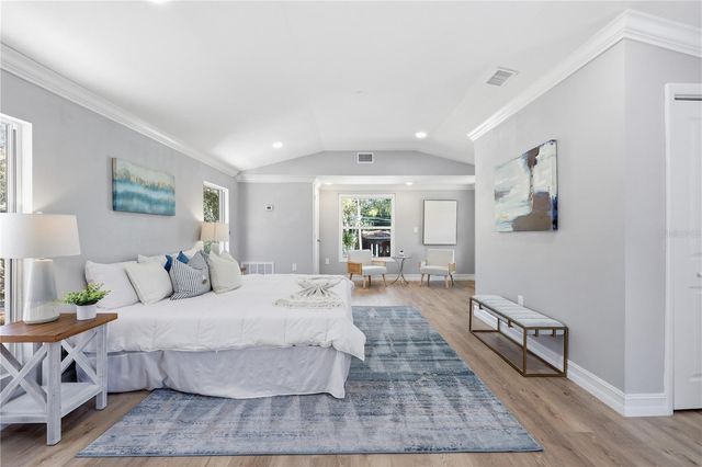 727 16TH AVENUE NW, Largo, FL 33770