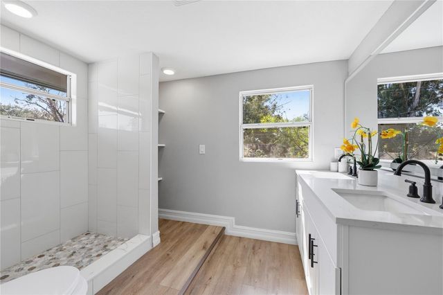 727 16TH AVENUE NW, Largo, FL 33770