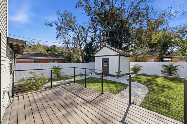 727 16TH AVENUE NW, Largo, FL 33770