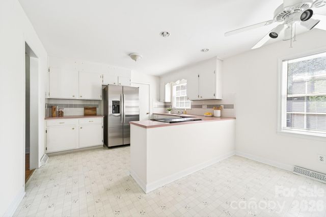 7516 Watercrest Road, Charlotte, NC 28210