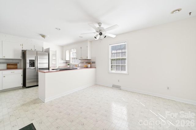 7516 Watercrest Road, Charlotte, NC 28210
