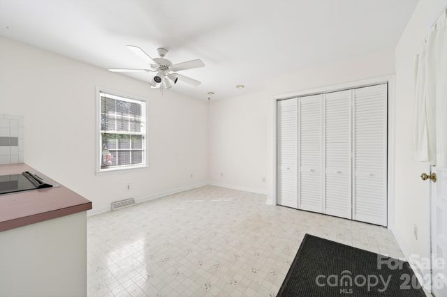 7516 Watercrest Road, Charlotte, NC 28210