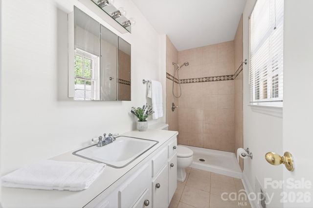 7516 Watercrest Road, Charlotte, NC 28210