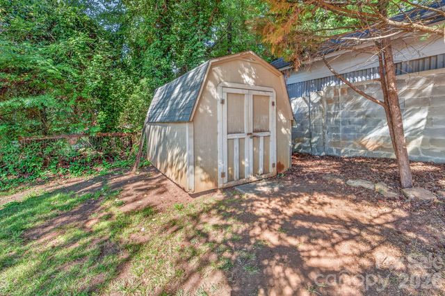 7516 Watercrest Road, Charlotte, NC 28210