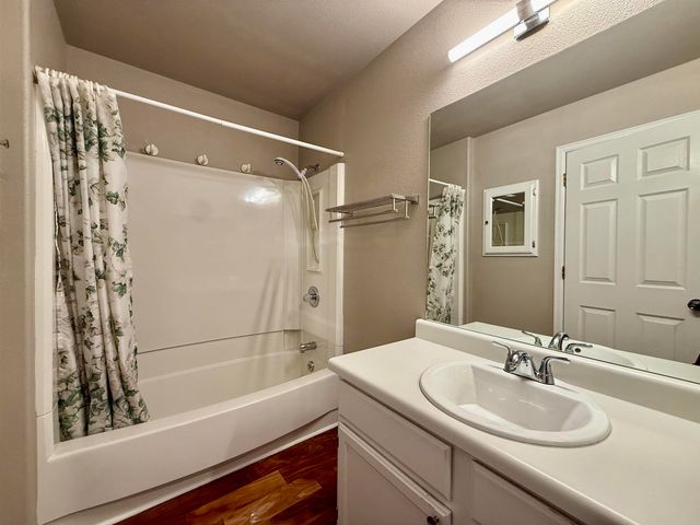 270 N Cedar Court, Fruita, CO 81521