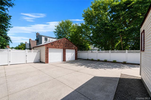 231 Cedar Street, Hempstead, NY 11550