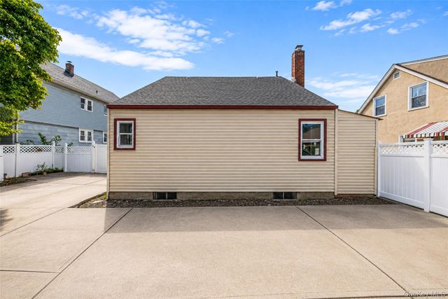 231 Cedar Street, Hempstead, NY 11550