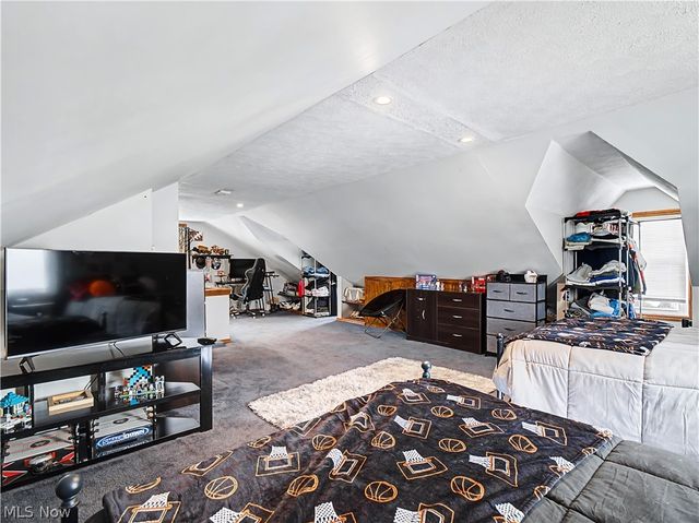 5268 W 46th Street, Parma, OH 44134