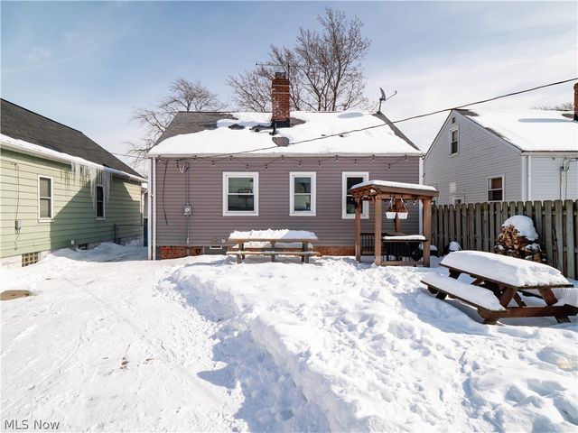 5268 W 46th Street, Parma, OH 44134