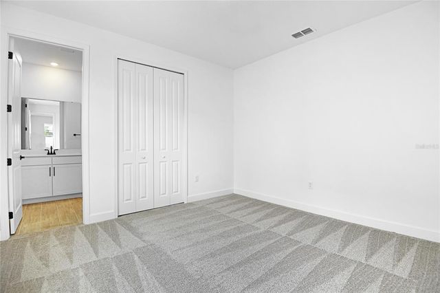 1067 CLOUD RIDGE COURT, Mount Dora, FL 32757