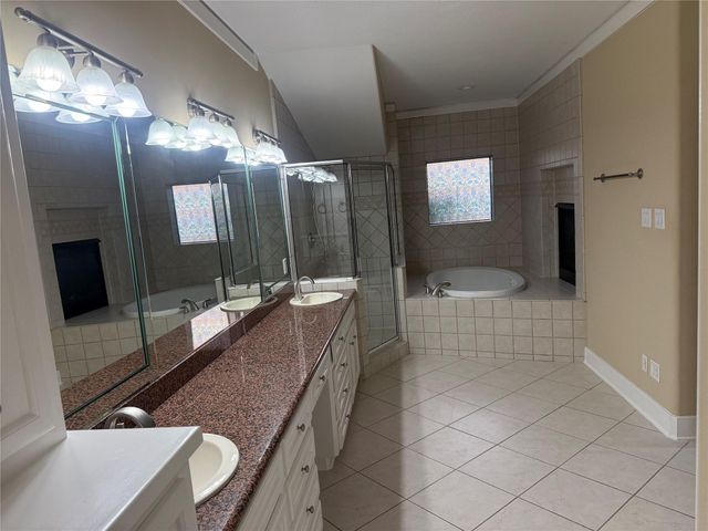 332 Asbury Street, Houston, TX 77007