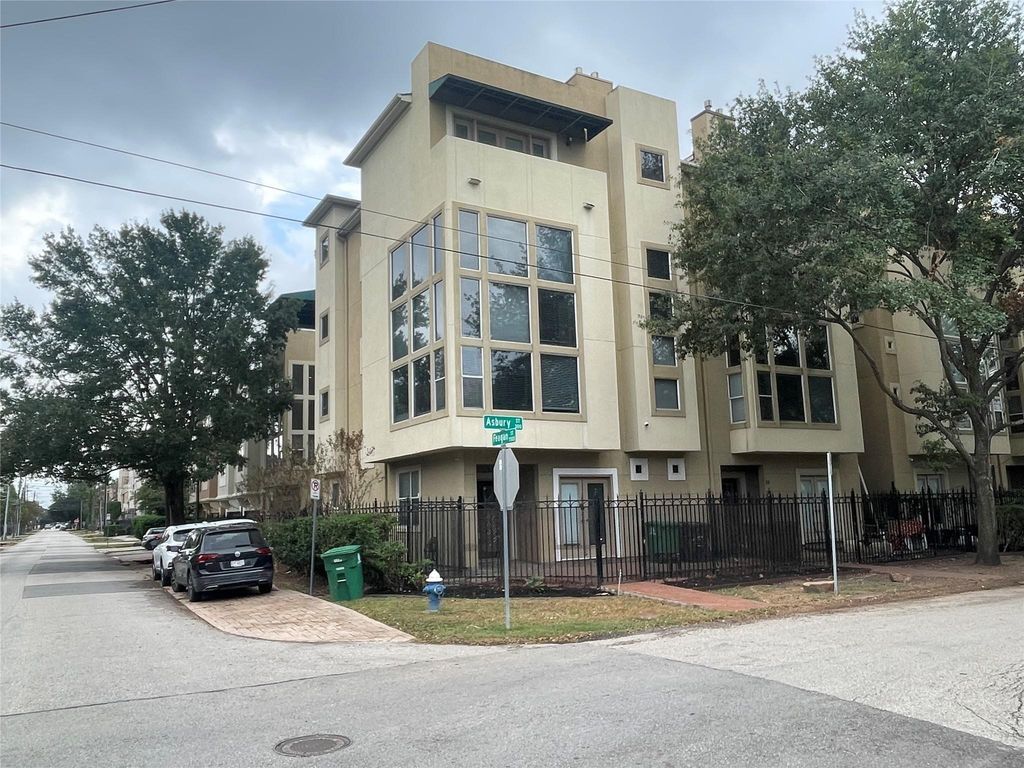 332 Asbury Street, Houston, TX 77007