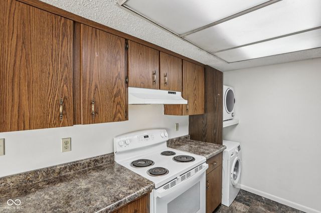 2805 Del Prado Drive, Indianapolis, IN 46227