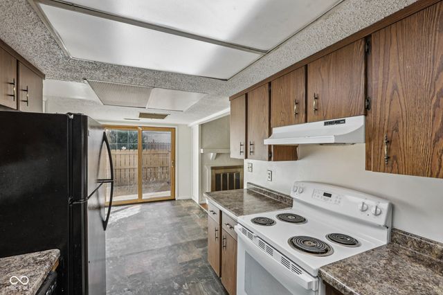 2805 Del Prado Drive, Indianapolis, IN 46227