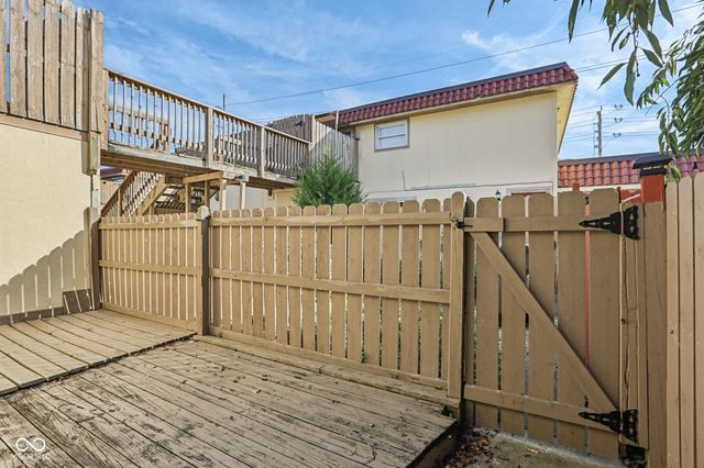 2805 Del Prado Drive, Indianapolis, IN 46227