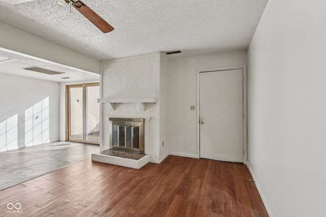 2805 Del Prado Drive, Indianapolis, IN 46227