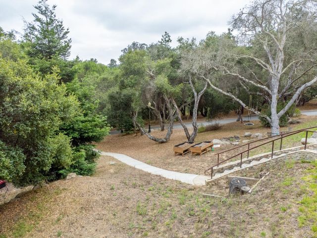 17551 Pond Derosa Lane, Prunedale, CA 93907