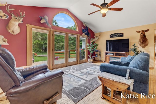 9210 Lamos Road, Montague, MI 49437
