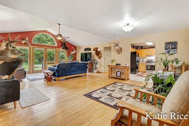 9210 Lamos Road, Montague, MI 49437