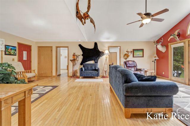9210 Lamos Road, Montague, MI 49437