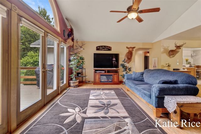 9210 Lamos Road, Montague, MI 49437