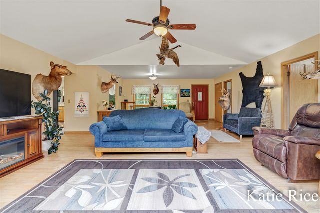 9210 Lamos Road, Montague, MI 49437